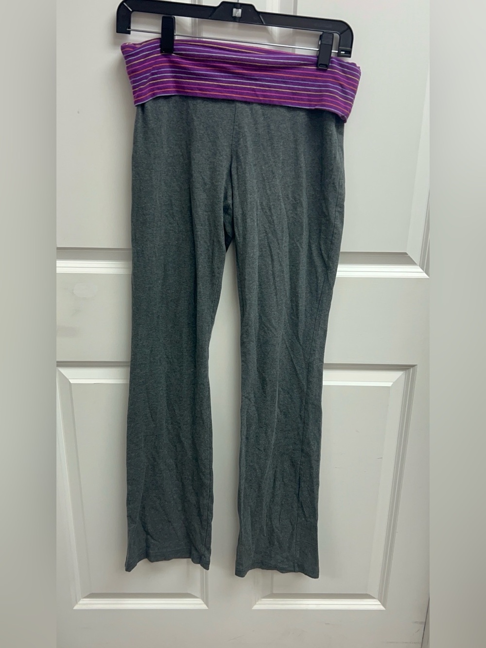 Mossimo Supply Co. fold-over flare yoga pants, vintage Size Medium